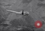 Standbild H-6 Helikopter Luzon Philippinen, 1945, aus Sekunde 49 historischem Filmmaterial Videoclip 65675037632