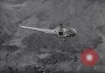 Standbild H-6 Helikopter Luzon Philippinen, 1945, aus Sekunde 51 historischem Filmmaterial Videoclip 65675037632