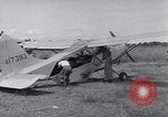 Immagine di Stinson L-5C Isola di Luzon nelle Filippine, 1947, secondo 3 filmato di repertorio 65675037633