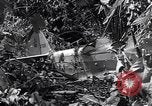 Standbild Captain R D Underwood Shingbwiyang Birma, 1945, aus Sekunde 5 historischem Filmmaterial Videoclip 65675037637