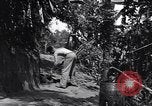 Standbild Captain R D Underwood Shingbwiyang Birma, 1945, aus Sekunde 14 historischem Filmmaterial Videoclip 65675037637