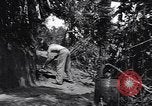 Standbild Captain R D Underwood Shingbwiyang Birma, 1945, aus Sekunde 15 historischem Filmmaterial Videoclip 65675037637