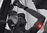 Standbild Captain R D Underwood Shingbwiyang Birma, 1945, aus Sekunde 28 historischem Filmmaterial Videoclip 65675037637