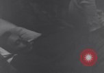 Standbild Dr Underwood Shingbwiyang Birma, 1945, aus Sekunde 45 historischem Filmmaterial Videoclip 65675037639