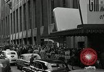 Standbild Motorama auto show New York City USA, 1953, aus Sekunde 13 historischem Filmmaterial Videoclip 65675037642