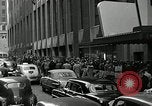 Standbild Motorama auto show New York City USA, 1953, aus Sekunde 15 historischem Filmmaterial Videoclip 65675037642