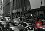 Standbild Motorama auto show New York City USA, 1953, aus Sekunde 17 historischem Filmmaterial Videoclip 65675037642