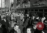 Standbild Motorama auto show New York City USA, 1953, aus Sekunde 38 historischem Filmmaterial Videoclip 65675037642