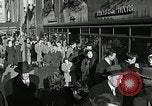 Standbild Motorama auto show New York City USA, 1953, aus Sekunde 40 historischem Filmmaterial Videoclip 65675037642