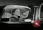 Standbild Motorama New York City USA, 1953, aus Sekunde 33 historischem Filmmaterial Videoclip 65675037645