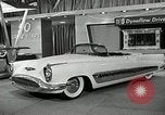 Standbild Motorama Auto Show 1953 New York City USA, 1953, aus Sekunde 1 historischem Filmmaterial Videoclip 65675037646