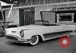 Standbild Motorama Auto Show 1953 New York City USA, 1953, aus Sekunde 3 historischem Filmmaterial Videoclip 65675037646