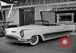 Standbild Motorama Auto Show 1953 New York City USA, 1953, aus Sekunde 4 historischem Filmmaterial Videoclip 65675037646