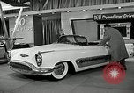 Standbild Motorama Auto Show 1953 New York City USA, 1953, aus Sekunde 18 historischem Filmmaterial Videoclip 65675037646
