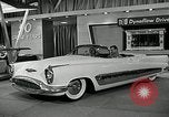 Standbild Motorama Auto Show 1953 New York City USA, 1953, aus Sekunde 23 historischem Filmmaterial Videoclip 65675037646