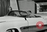 Standbild Motorama Auto Show 1953 New York City USA, 1953, aus Sekunde 49 historischem Filmmaterial Videoclip 65675037646
