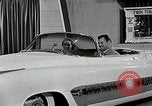 Standbild Motorama Auto Show 1953 New York City USA, 1953, aus Sekunde 52 historischem Filmmaterial Videoclip 65675037646