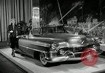 Standbild Motorama Auto Show 1953 New York City USA, 1953, aus Sekunde 61 historischem Filmmaterial Videoclip 65675037646