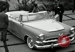 Standbild Auto Show United States USA, 1954, aus Sekunde 29 historischem Filmmaterial Videoclip 65675037649