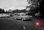 Standbild Chrysler Corporation Auto Show United States USA, 1954, aus Sekunde 39 historischem Filmmaterial Videoclip 65675037650