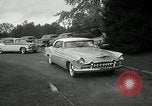 Standbild Chrysler Corporation Auto Show United States USA, 1954, aus Sekunde 47 historischem Filmmaterial Videoclip 65675037650
