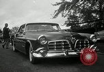 Standbild Chrysler Corporation Auto Show United States USA, 1954, aus Sekunde 53 historischem Filmmaterial Videoclip 65675037650