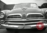 Standbild Chrysler Corporation Auto Show United States USA, 1955, aus Sekunde 53 historischem Filmmaterial Videoclip 65675037651