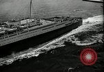 Standbild SS Queen Mary macht Datensatz Atlantiküberquerung New York United States USA, 1936, aus Sekunde 17 historischem Filmmaterial Videoclip 65675037652