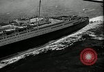Standbild SS Queen Mary macht Datensatz Atlantiküberquerung New York United States USA, 1936, aus Sekunde 18 historischem Filmmaterial Videoclip 65675037652