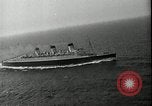 Standbild SS Queen Mary macht Datensatz Atlantiküberquerung New York United States USA, 1936, aus Sekunde 27 historischem Filmmaterial Videoclip 65675037652