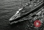 Standbild SS Queen Mary macht Datensatz Atlantiküberquerung New York United States USA, 1936, aus Sekunde 29 historischem Filmmaterial Videoclip 65675037652