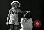 Standbild jährliche dog show Santa Cruz California USA, 1936, aus Sekunde 35 historischem Filmmaterial Videoclip 65675037654