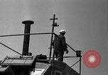 Standbild beachcombers Fort Bragg California USA, 1936, aus Sekunde 34 historischem Filmmaterial Videoclip 65675037659