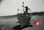Standbild beachcombers Fort Bragg California USA, 1936, aus Sekunde 43 historischem Filmmaterial Videoclip 65675037659