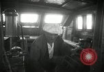 Standbild beachcombers Fort Bragg California USA, 1936, aus Sekunde 49 historischem Filmmaterial Videoclip 65675037659