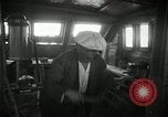 Standbild beachcombers Fort Bragg California USA, 1936, aus Sekunde 51 historischem Filmmaterial Videoclip 65675037659