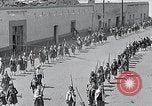 Standbild gedenken Apache Krieg Huejotzingo Puebla Mexico, 1933, aus Sekunde 18 historischem Filmmaterial Videoclip 65675037675
