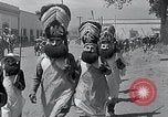 Standbild gedenken Apache Krieg Huejotzingo Puebla Mexico, 1933, aus Sekunde 23 historischem Filmmaterial Videoclip 65675037675