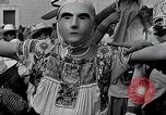 Standbild gedenken Apache Krieg Huejotzingo Puebla Mexico, 1933, aus Sekunde 44 historischem Filmmaterial Videoclip 65675037675