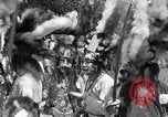 Standbild gedenken Apache Krieg Huejotzingo Puebla Mexico, 1933, aus Sekunde 53 historischem Filmmaterial Videoclip 65675037675
