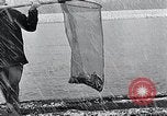 Standbild Roch Kelso Washington USA, 1933, aus Sekunde 55 historischem Filmmaterial Videoclip 65675037677