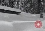 Standbild Blizzard Mount Stillman California USA, 1933, aus Sekunde 32 historischem Filmmaterial Videoclip 65675037684