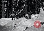 Standbild Blizzard Mount Stillman California USA, 1933, aus Sekunde 53 historischem Filmmaterial Videoclip 65675037684