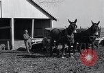 Standbild WH Holz Courtney Missouri USA, 1933, aus Sekunde 22 historischem Filmmaterial Videoclip 65675037686
