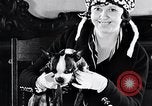 Standbild Hund Helden New York United States USA, 1932, aus Sekunde 20 historischem Filmmaterial Videoclip 65675037696