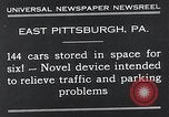 Standbild vertikale Parkplatz East Pittsburgh Pennsylvania USA, 1932, aus Sekunde 10 historischem Filmmaterial Videoclip 65675037699