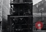 Standbild vertikale Parkplatz East Pittsburgh Pennsylvania USA, 1932, aus Sekunde 15 historischem Filmmaterial Videoclip 65675037699
