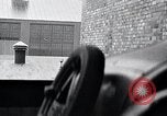 Standbild vertikale Parkplatz East Pittsburgh Pennsylvania USA, 1932, aus Sekunde 51 historischem Filmmaterial Videoclip 65675037699