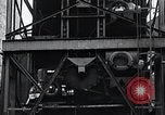 Standbild vertikale Parkplatz East Pittsburgh Pennsylvania USA, 1932, aus Sekunde 60 historischem Filmmaterial Videoclip 65675037699