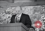 Standbild Churchill's Statue Washington DC USA, 1966, aus Sekunde 42 historischem Filmmaterial Videoclip 65675037706
